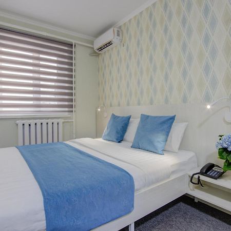 Viva Hotel บิชเคก ภายนอก รูปภาพ