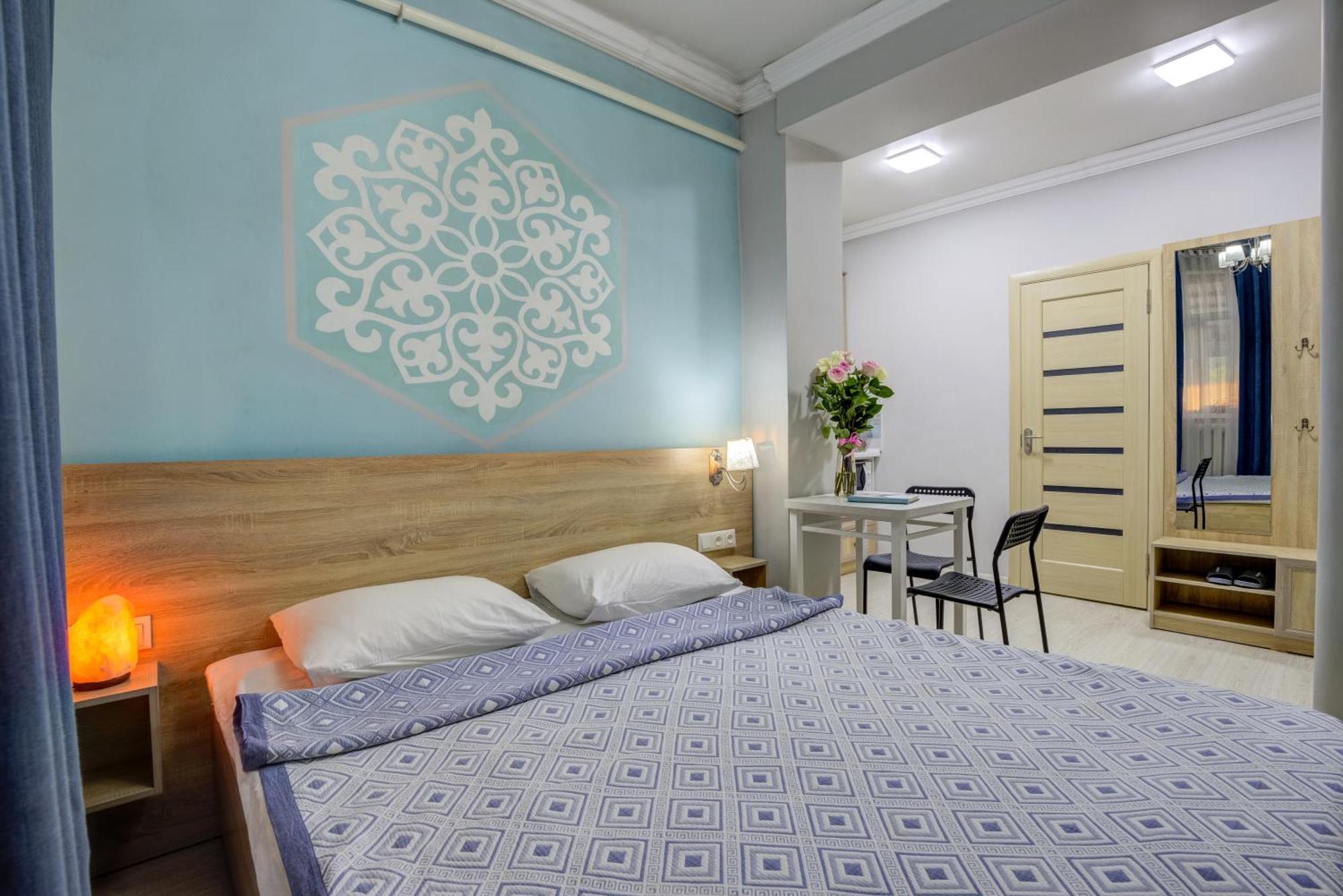 Viva Hotel บิชเคก ภายนอก รูปภาพ