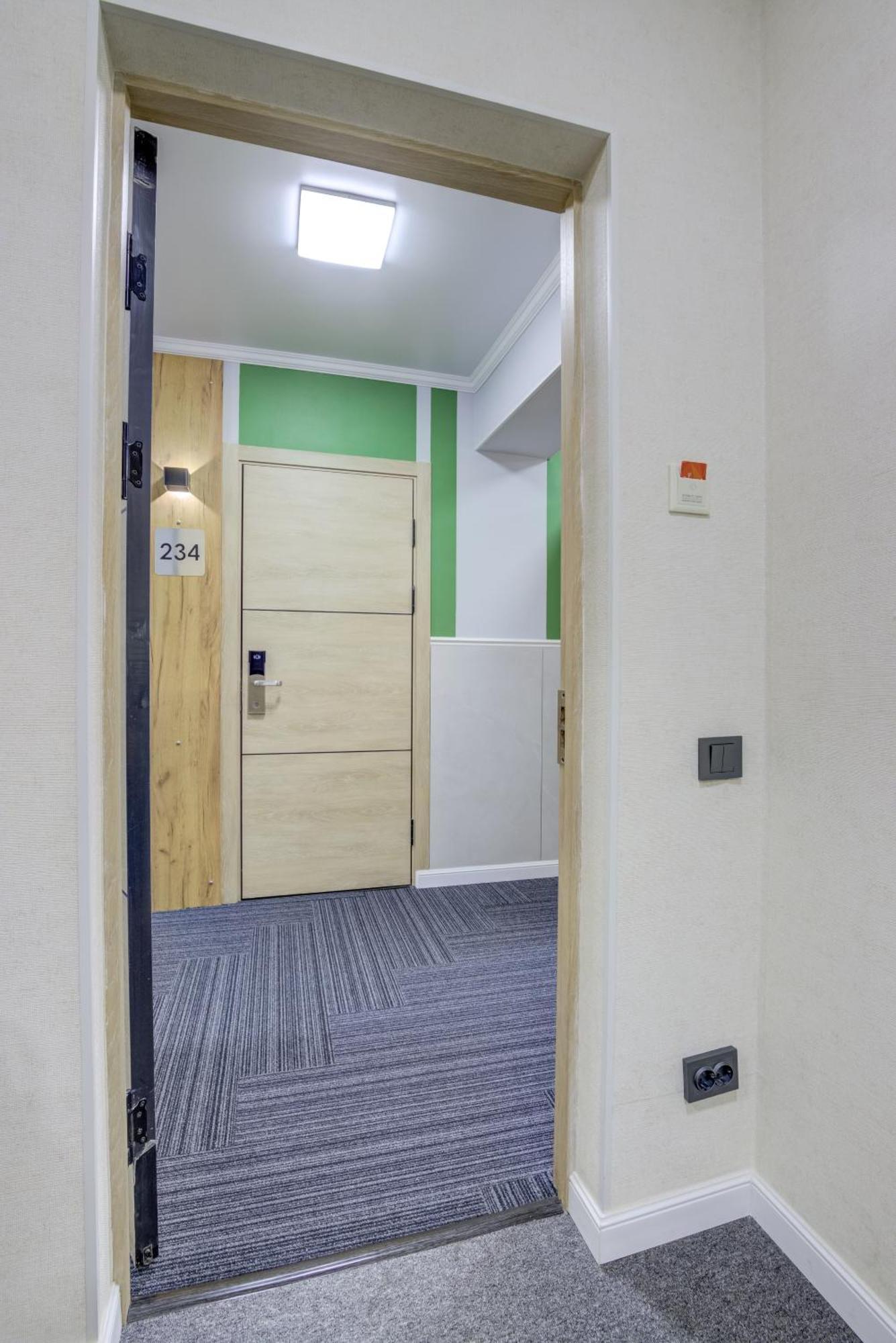 Viva Hotel บิชเคก ภายนอก รูปภาพ