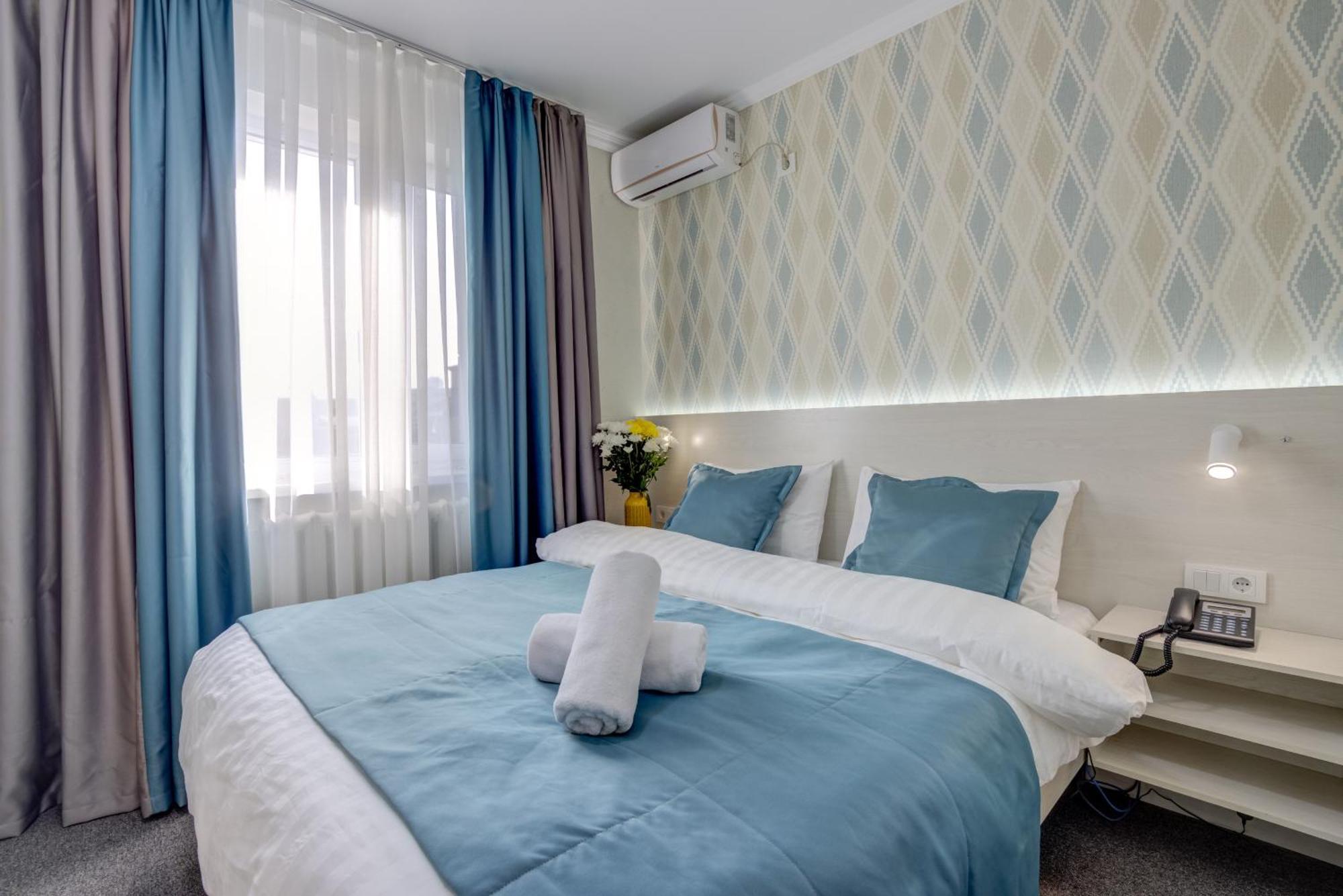 Viva Hotel บิชเคก ภายนอก รูปภาพ