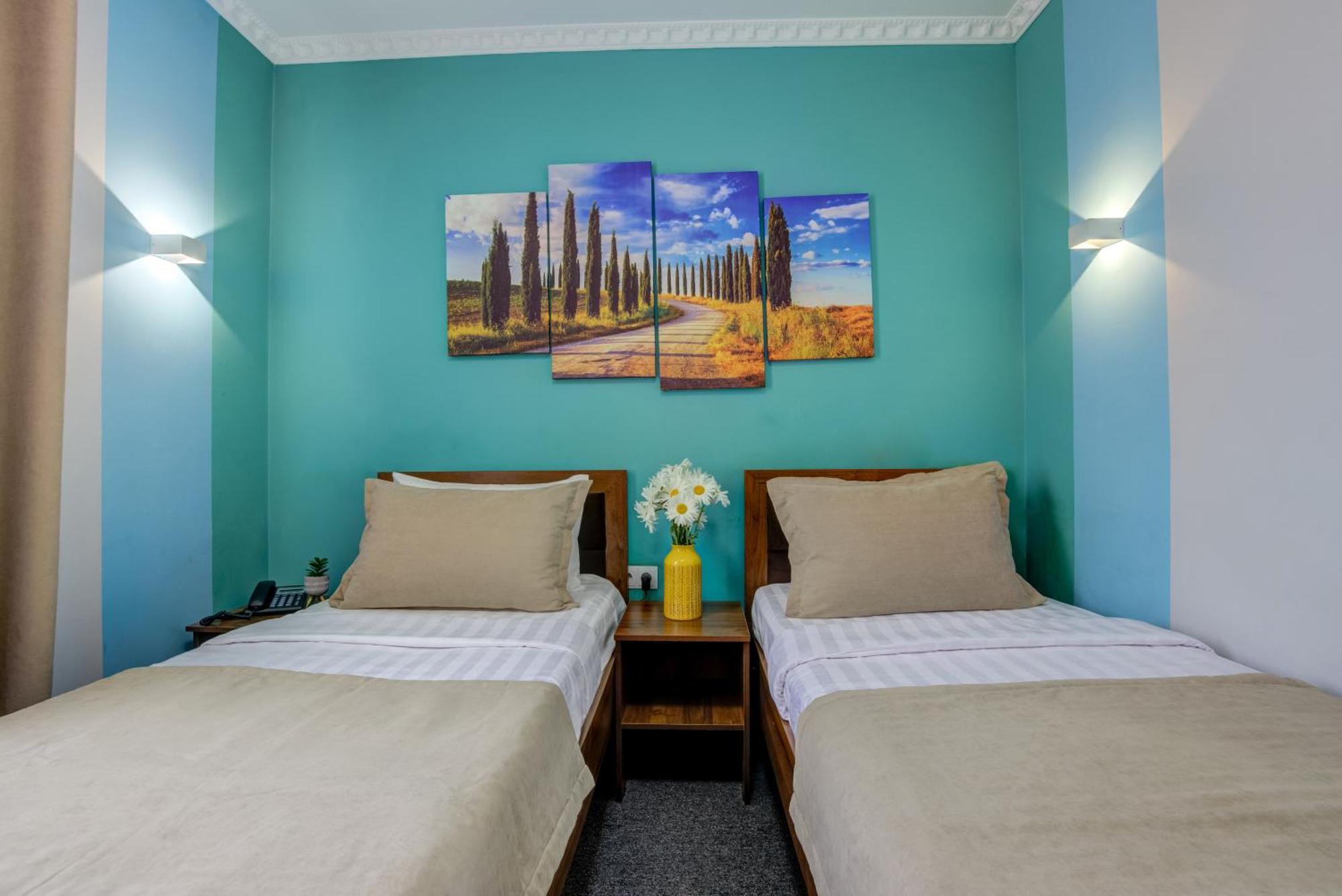 Viva Hotel บิชเคก ภายนอก รูปภาพ