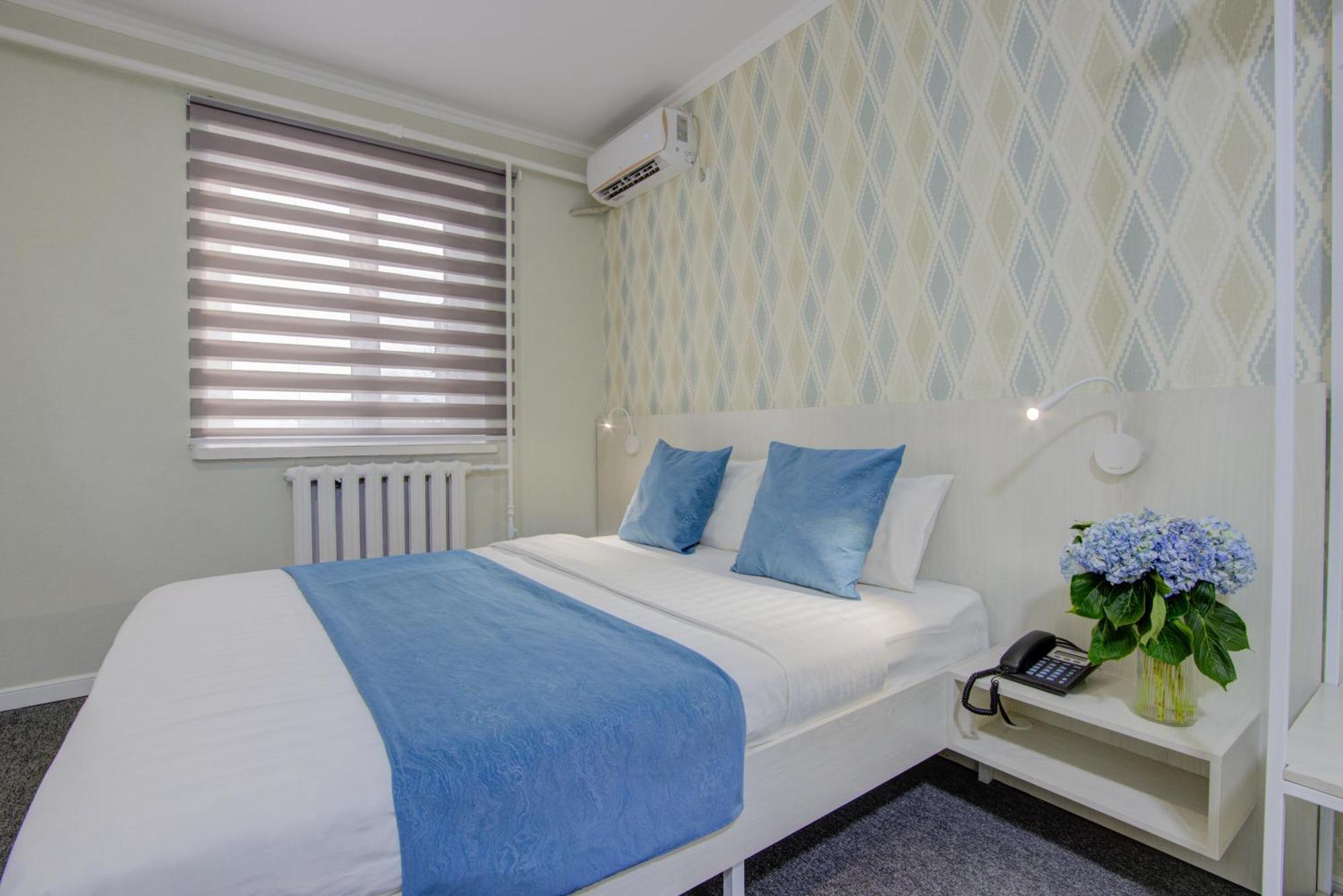 Viva Hotel บิชเคก ภายนอก รูปภาพ